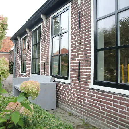 Pleasant In With Garden